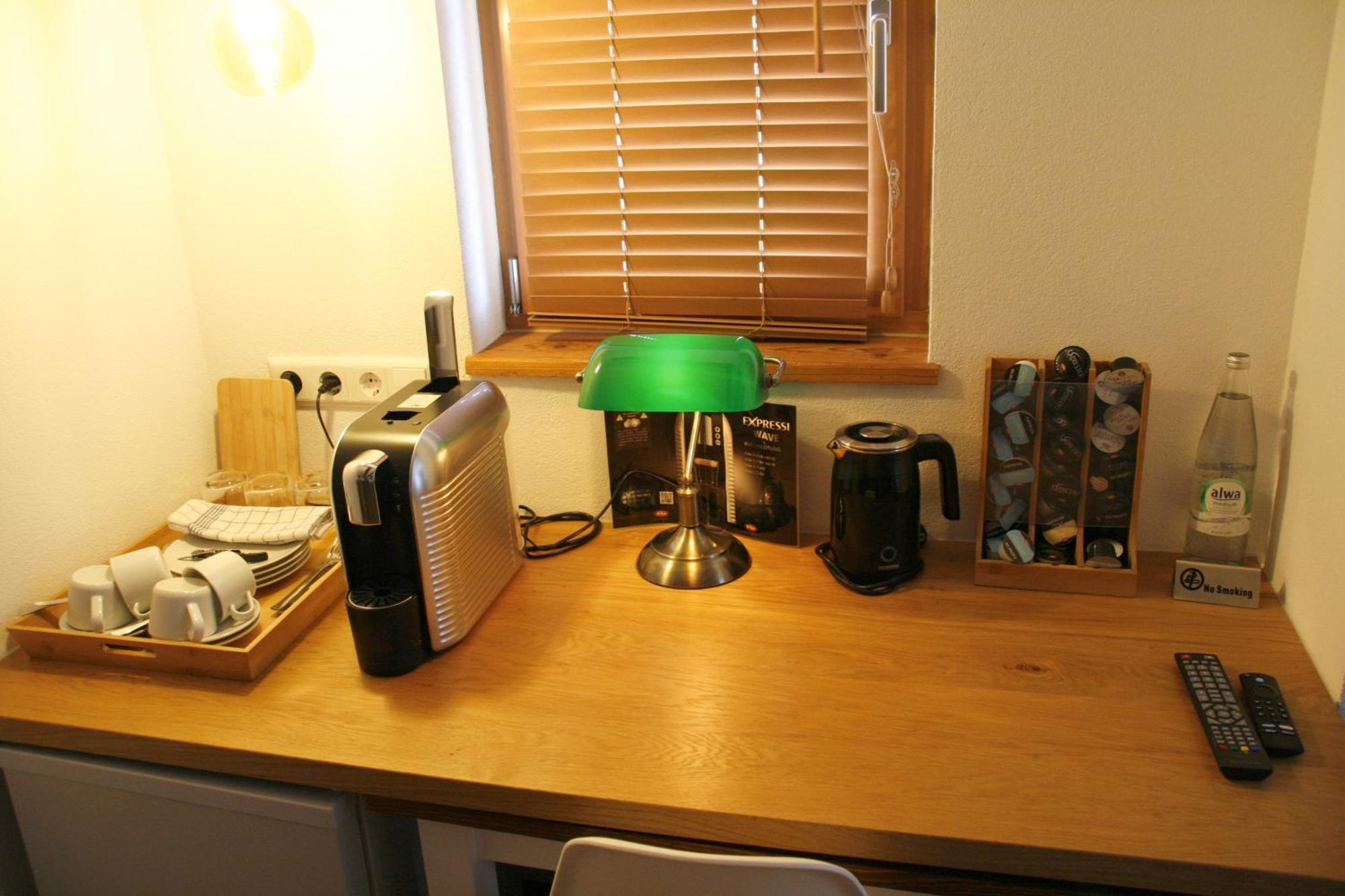 Waldvogel Ferienzimmer Klimatisiert อิมเมนชตาด อัม โบเดนเซ ห้อง รูปภาพ