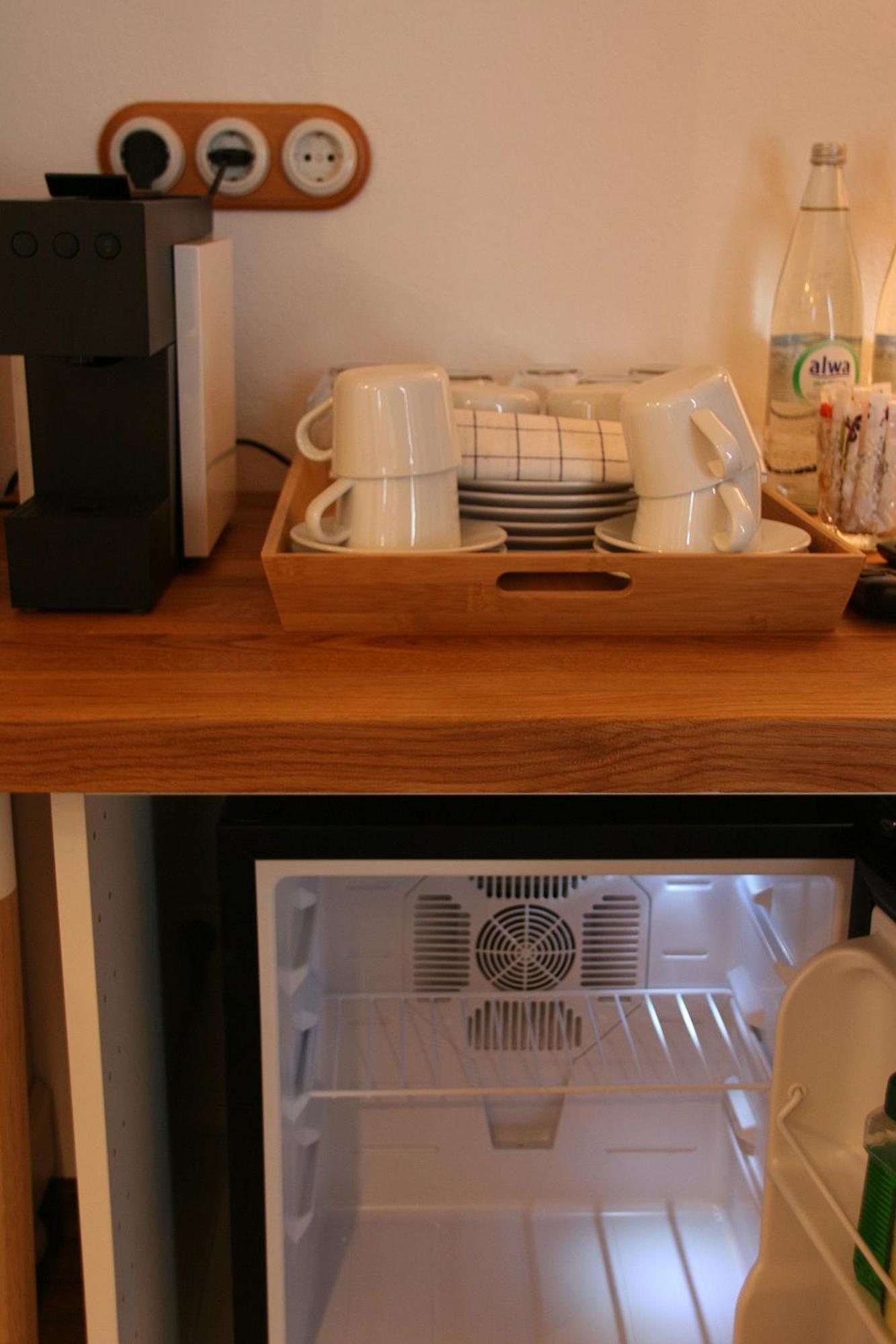 Waldvogel Ferienzimmer Klimatisiert อิมเมนชตาด อัม โบเดนเซ ภายนอก รูปภาพ