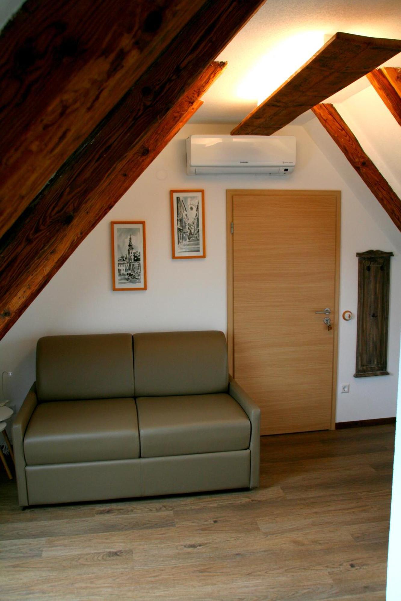 Waldvogel Ferienzimmer Klimatisiert อิมเมนชตาด อัม โบเดนเซ ภายนอก รูปภาพ