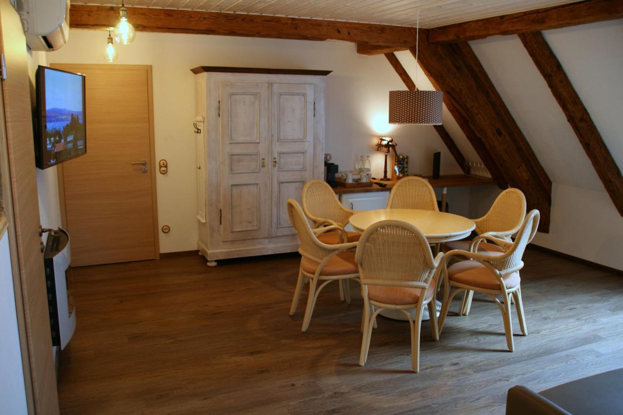 Waldvogel Ferienzimmer Klimatisiert อิมเมนชตาด อัม โบเดนเซ ภายนอก รูปภาพ
