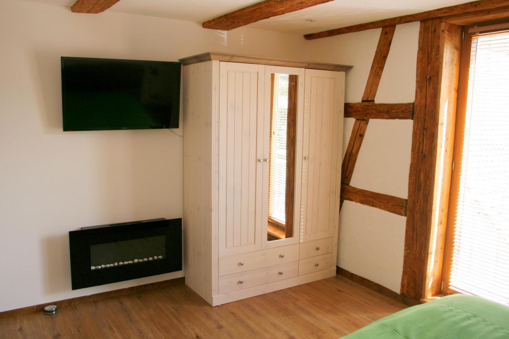 Waldvogel Ferienzimmer Klimatisiert อิมเมนชตาด อัม โบเดนเซ ภายนอก รูปภาพ